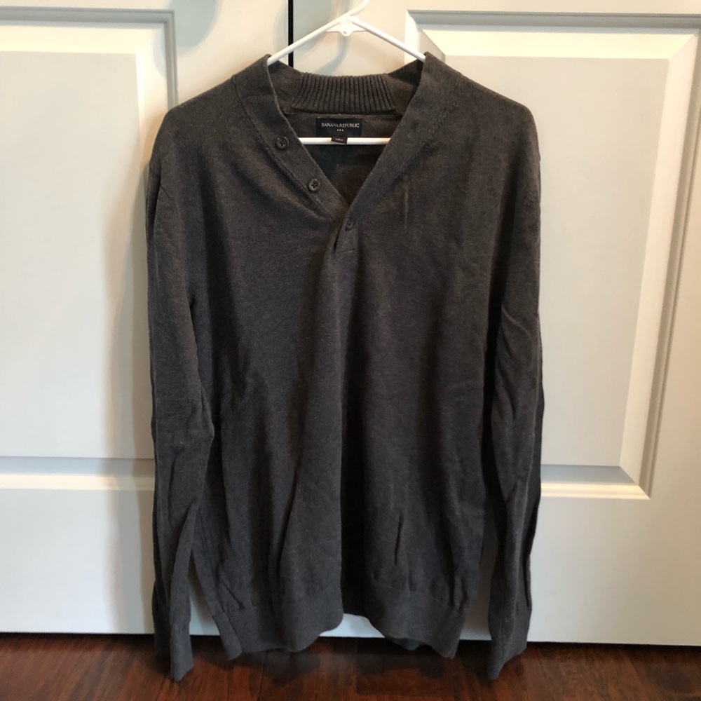 Banana Republic Large Dark Grey Sweater